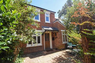 Unique period one bedroom house in Colchester