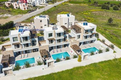 Villa Angelina Olivestone by Villa Plus