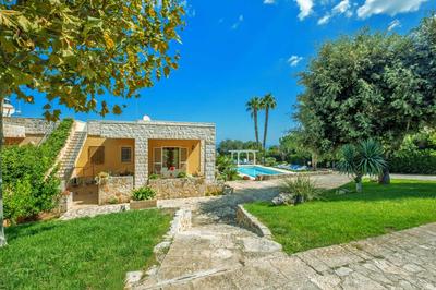 Villa Due Palme by Villa Plus