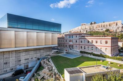 Modern flat in the grounds of Acropolis Monuments -Armonia-