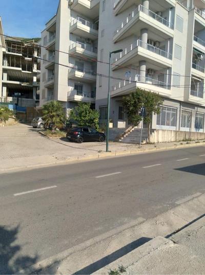 Meco Apartment