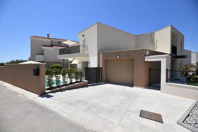Villa Abyss