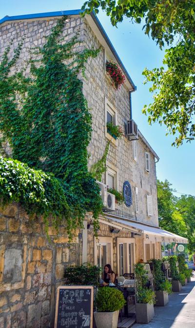Luxury apartments Petrovac