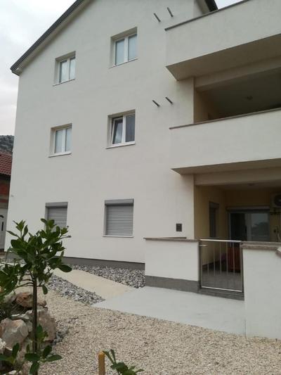 Apartment Villa Bijele Stijene