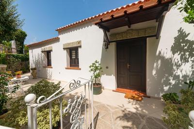 Villa Il Mandorlo with garden and terrace in Forio d'Ischia