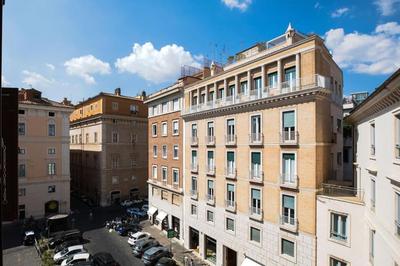 La vita del cuore di Roma - The Italian Stay Collection