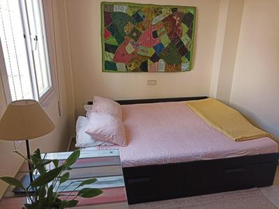 Confortable habitación céntrica en piso privado