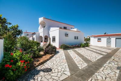 Villa Terra by Villa Plus