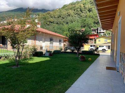 LUXURY VILLA SLEEP 6 CLOSE TO LAKE OF COMO