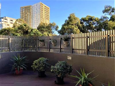 Greenview in Sydney Olympic Park - 2 Bedrooms & Private Patio Apt