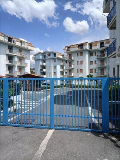 Stunning views, 2-Bed Apartment in Scalea