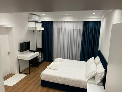 SEA & LAKE VIEW VILLA