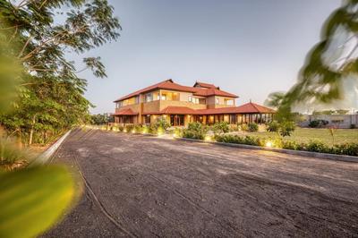 THE KUTCHH COURTYARD
