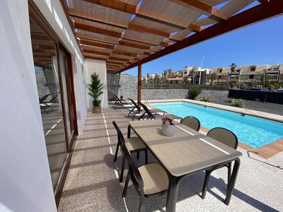 Villa Capri by Villalia