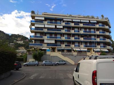 Appartamento Riviera Trilocale wifi e parcheggio privato