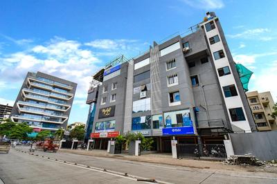 FabHotel Gargi Inn - Nr Balewadi Stadium
