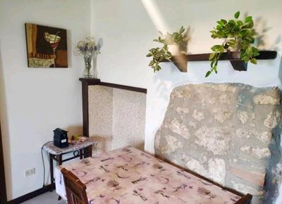 Juliet Holiday House