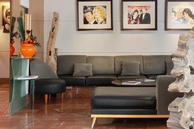 Best Western Premier Le Patio des Artistes Wellness Jacuzzi