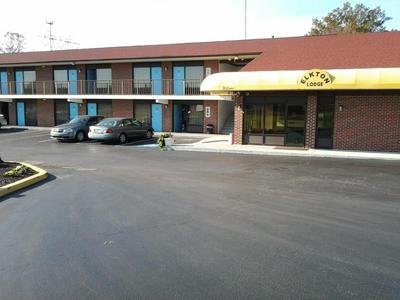 Elkton Lodge