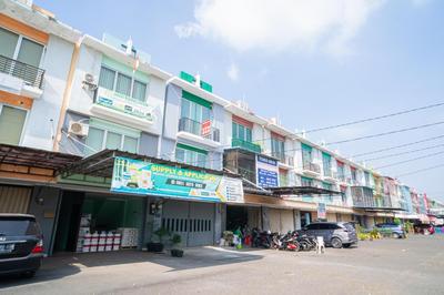 RedDoorz @ Aralia Harapan Indah