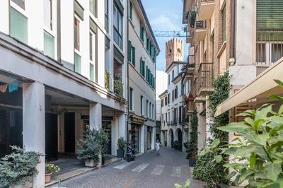 Grey House in the heart of @Treviso