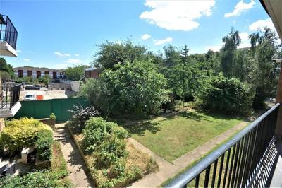 London Zone 2 Two Bedroom Apartment