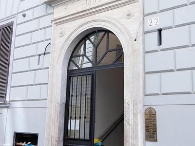 The Best Rent - Lovely two-bedroom apartment near Termini Station