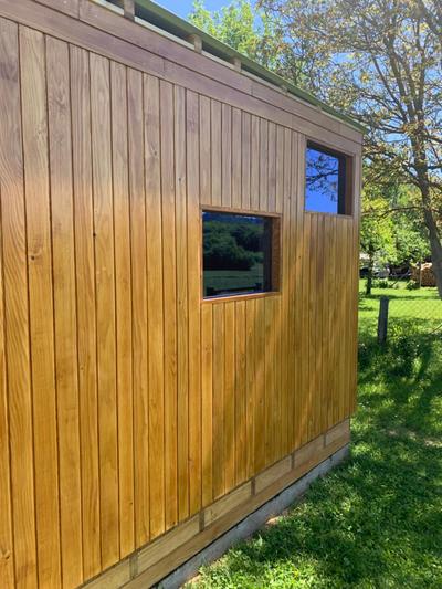 V's place - wooden house with heated pool and outdoor sauna