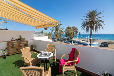 Sea & Wave Al Rolo Beach Apartment