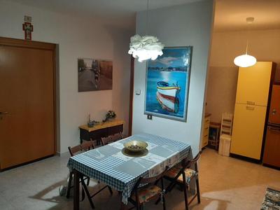 Casa vacanza Colle Renazzo con terrazzo in collina 15 min. dal mare