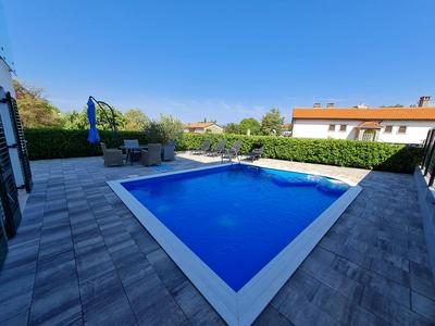 My Paradies - Malinska 1****