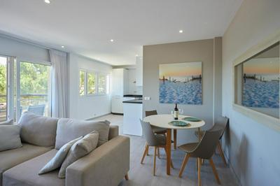 Bright & Modern 2 Bedroom Apartment 300m to the Beach - Marbella