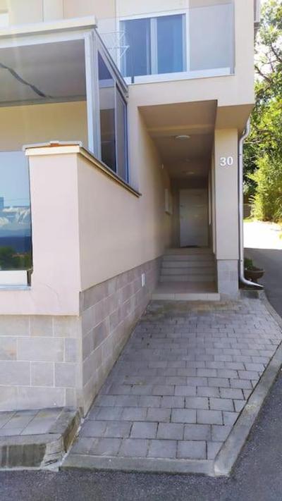 Urban studio with its own parking space