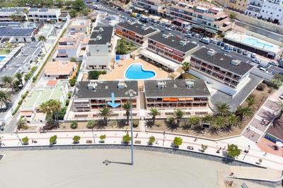 Frontline Playa las Vistas with pool, parking, sea