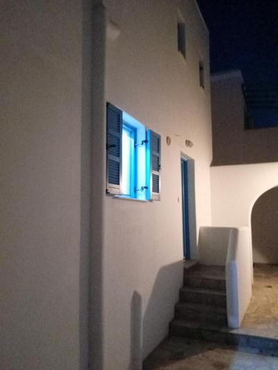 HOUSE 3Bedroom Maisonette ΕΞΟΧΙΚΟ Alyki PAROS 50m from BEACH ideal for families