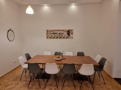 Sissi Royal Suite - Inner City 4 bedroom apartment