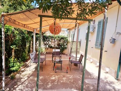 Rose Guest House