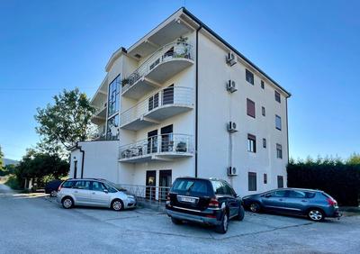 3 Bedroom Apartment with pool