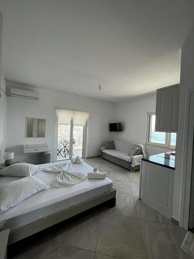 Mariana Apartments