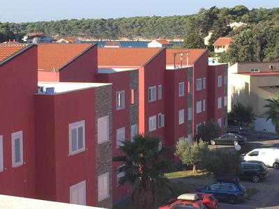 Apartments with parking space Palit - Rab - 18900