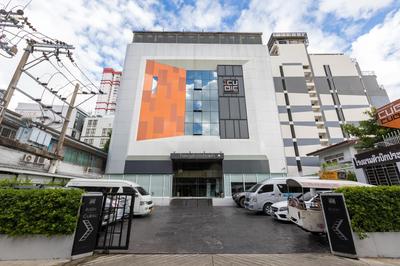Cubic Pratunam