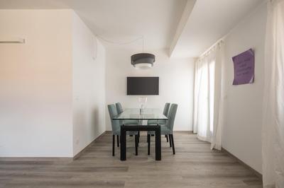 Bright Apartment On Venetian Roofs R&R