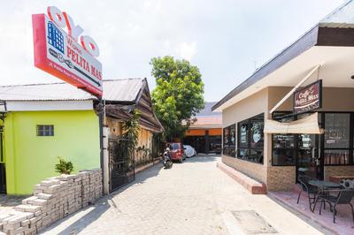 OYO 1758 Wisma Pelita Mas