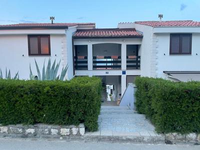 Bianco Apartment to Relax, just 400 m from the beach with free parking