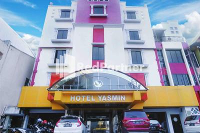 Urbanview Hotel Yasmin Makassar by RedDoorz