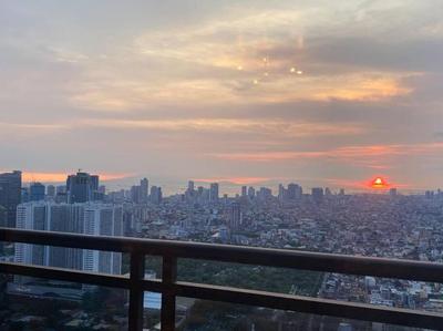 Gorgeous Corner 1 BR Flat w/Sunset View ManilaBay