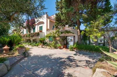 Hotel Villa Melodie - Adults Only