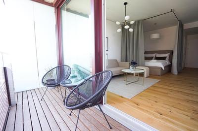 Boutique Studio with Terrace and Pool