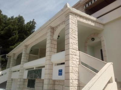 VILLA ANA ŽIVOGOŠĆE