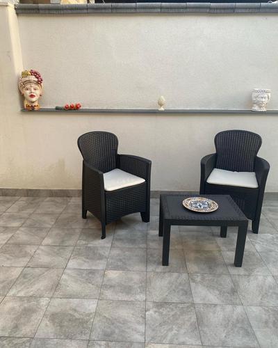 AEROPORTO KATANÈ ROOMS